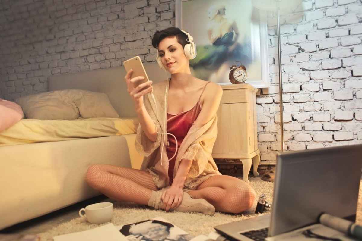 Sri Lanka Video Call Fun: Best Games You Can Play During Video Calls